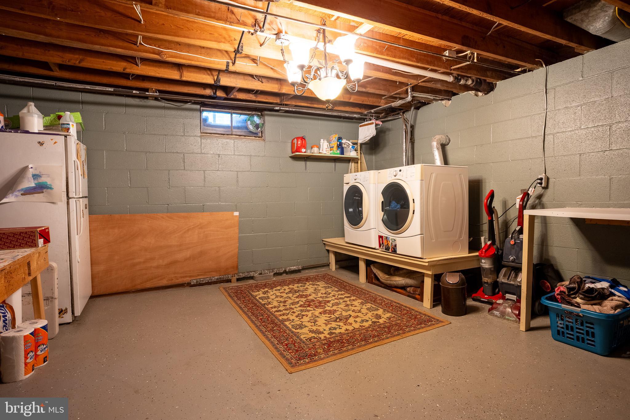 3958 Palmer Ave
