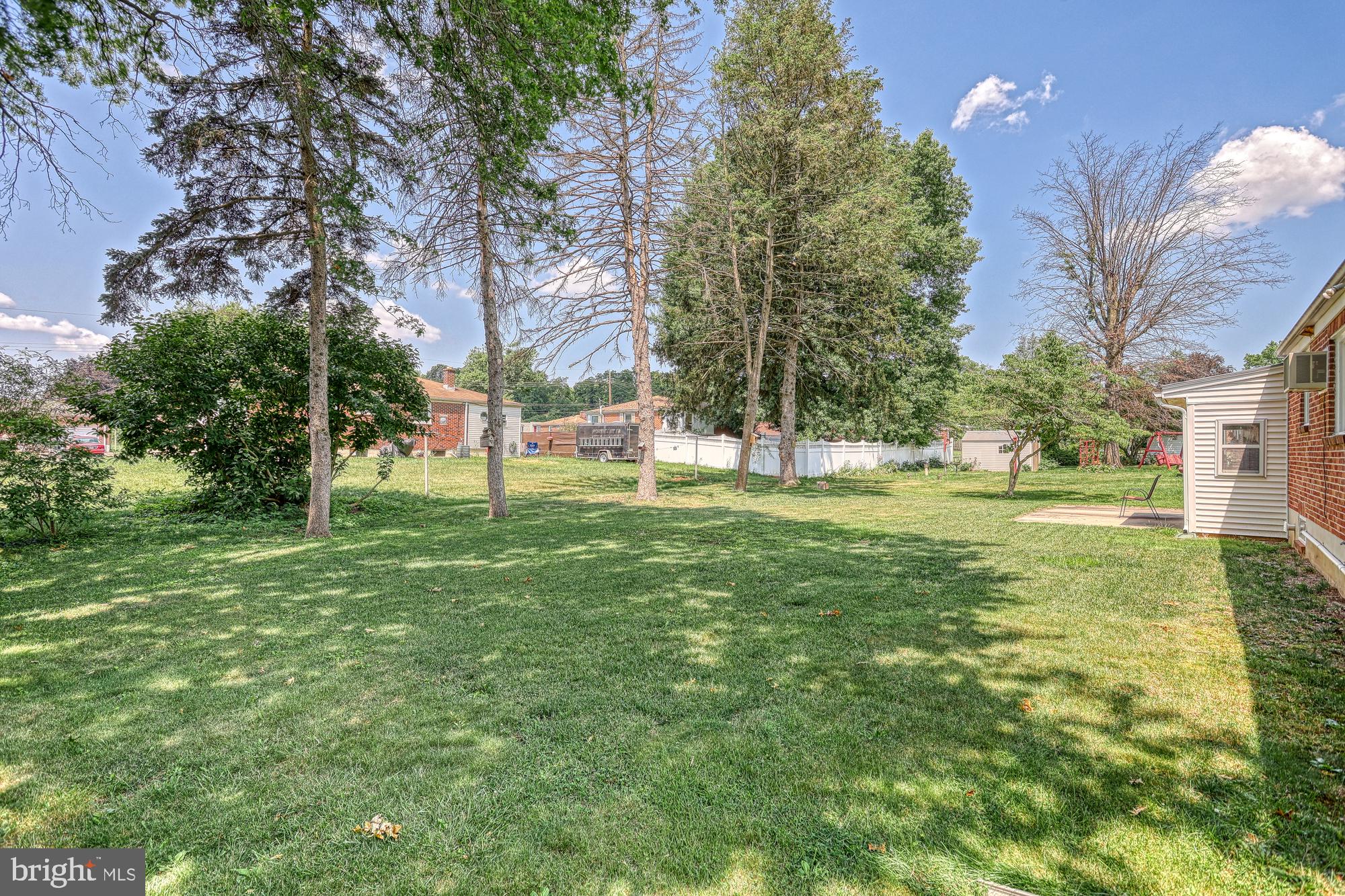 2762 Meadowbrook Blvd