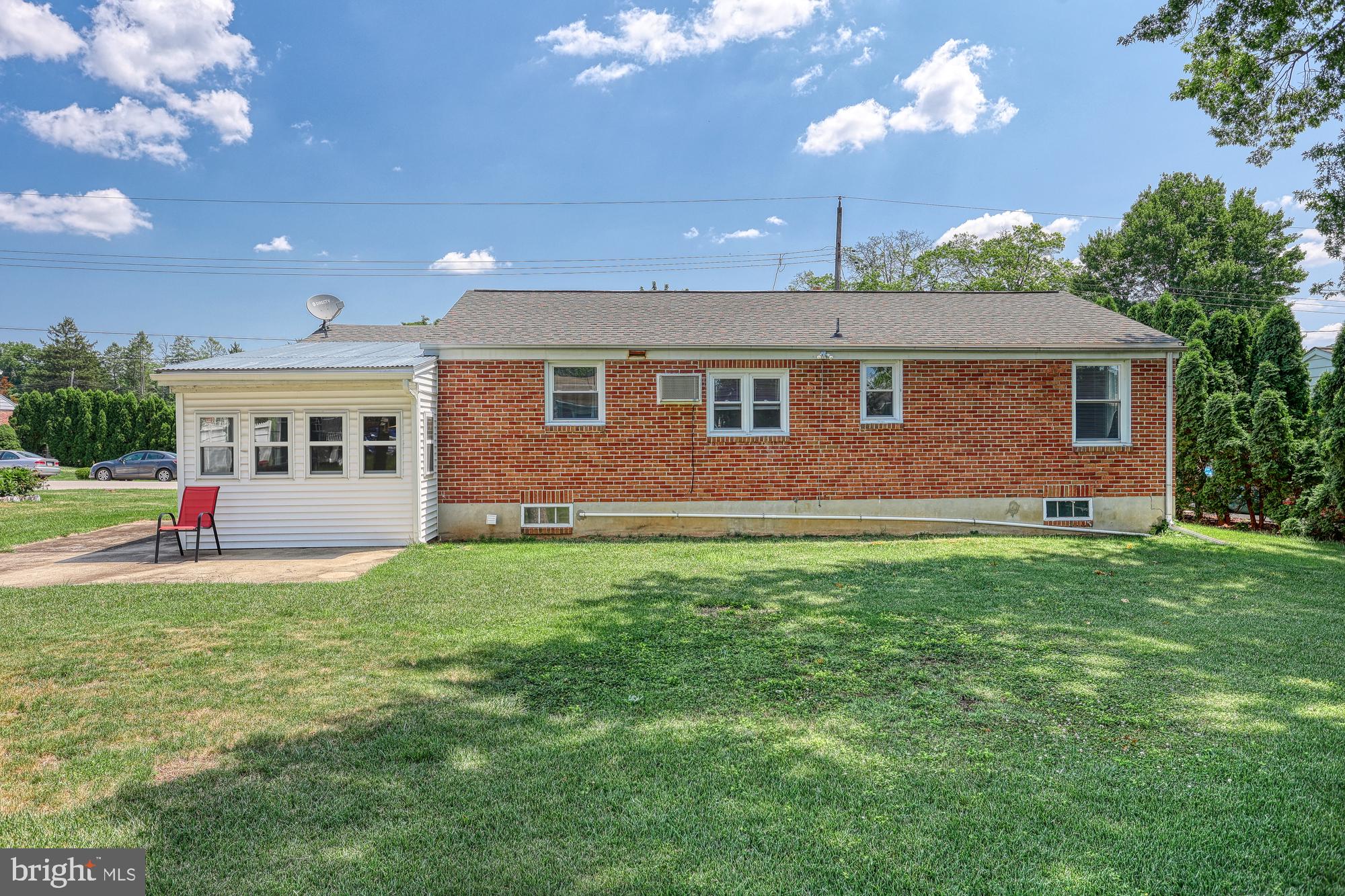 2762 Meadowbrook Blvd