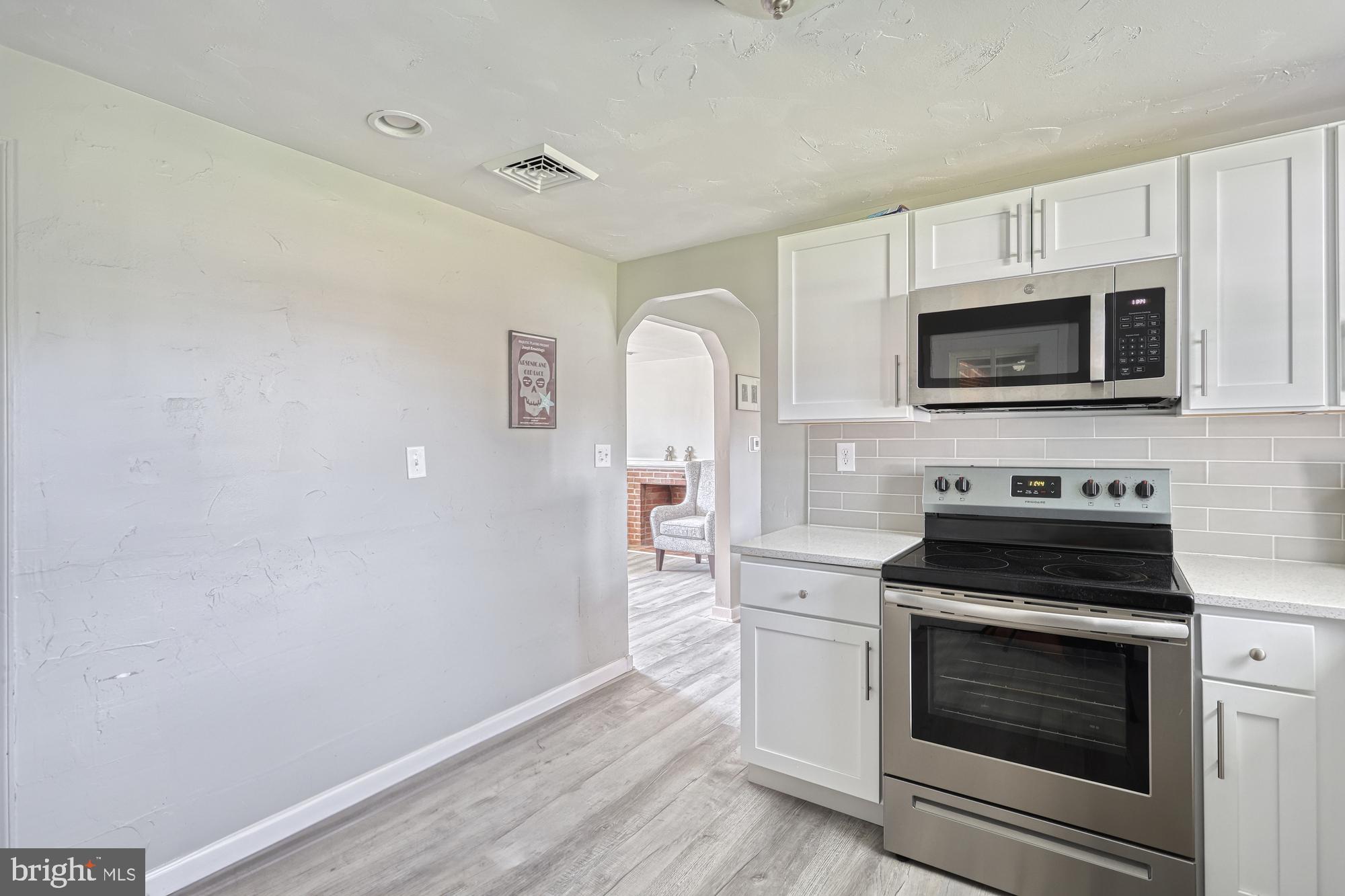 2762 Meadowbrook Blvd
