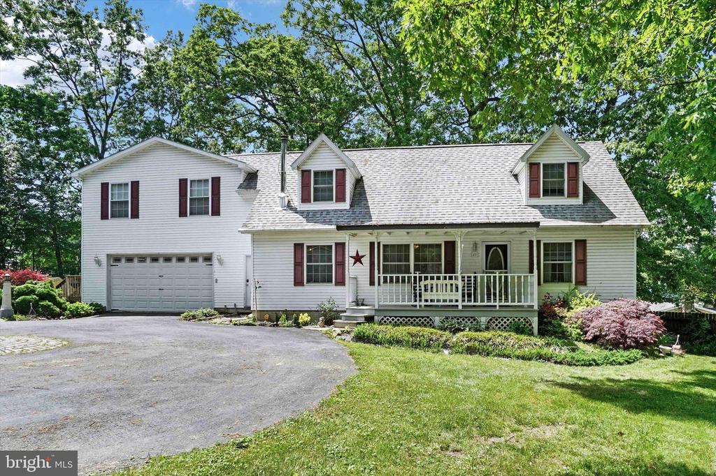 15 Susquehanna Rd