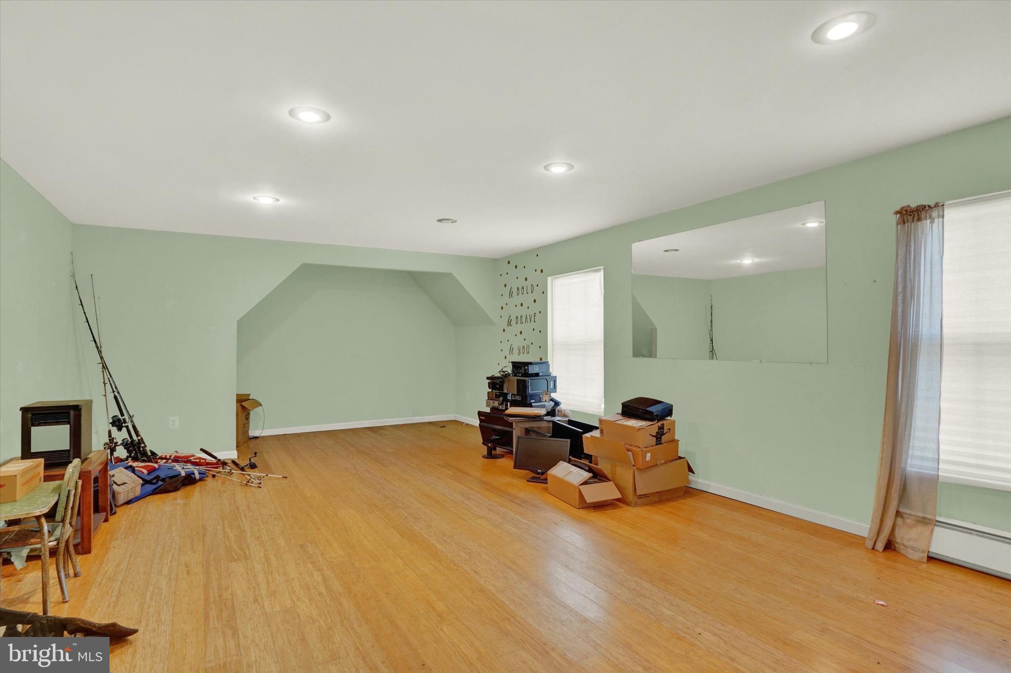 15 Susquehanna Rd