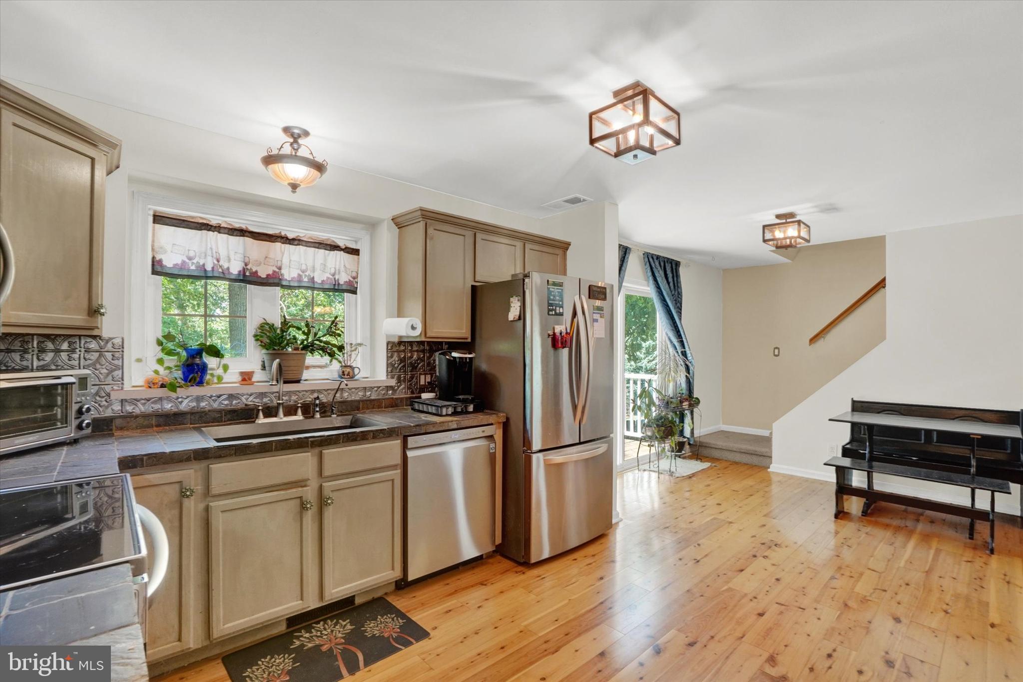 15 Susquehanna Rd