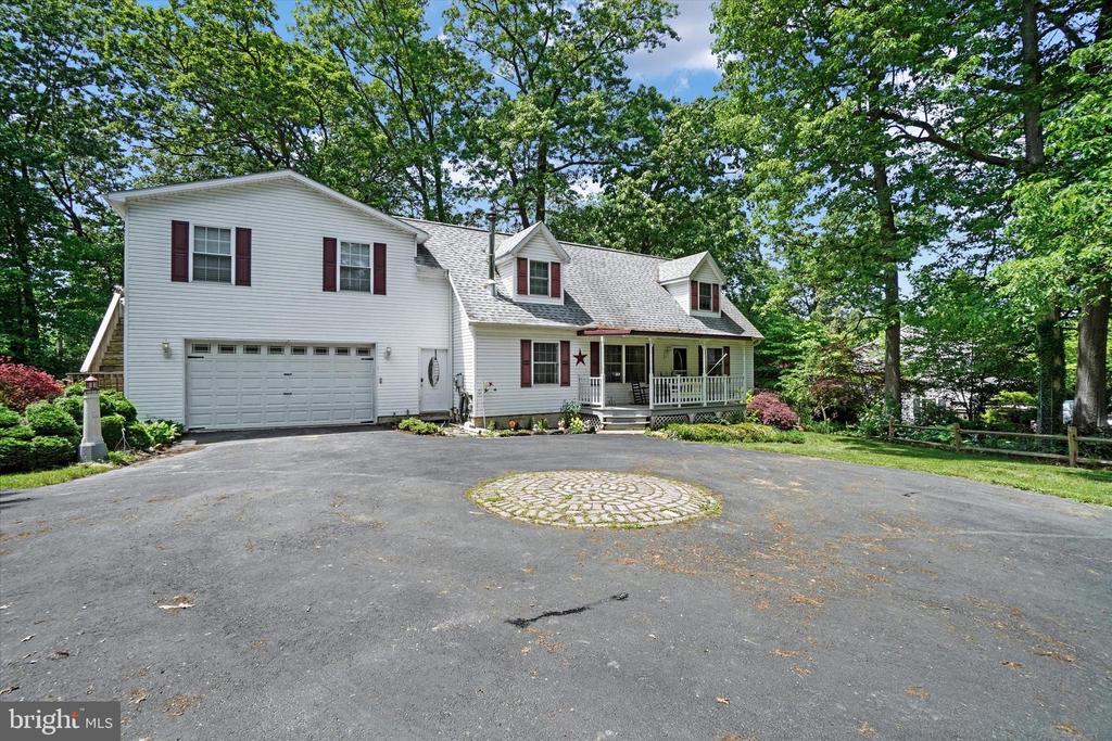 15 Susquehanna Rd