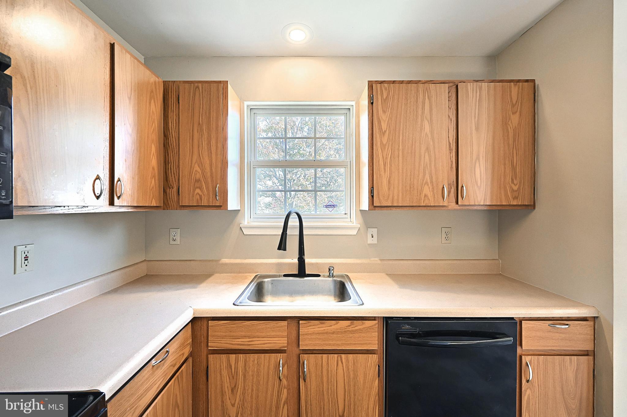 311 Sechrist Flat Rd