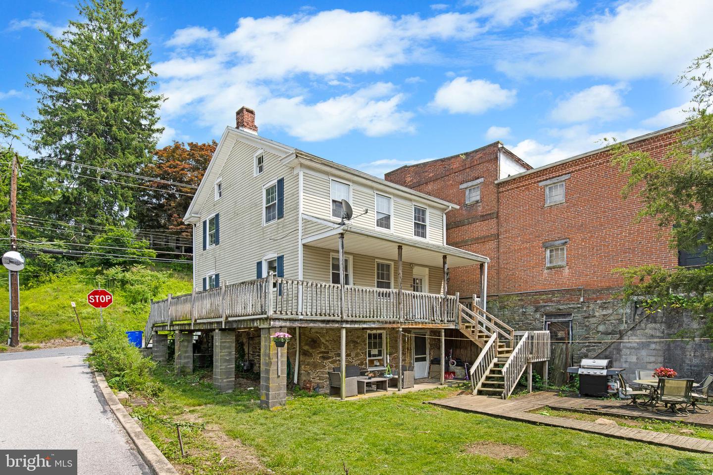 35 Manchester St