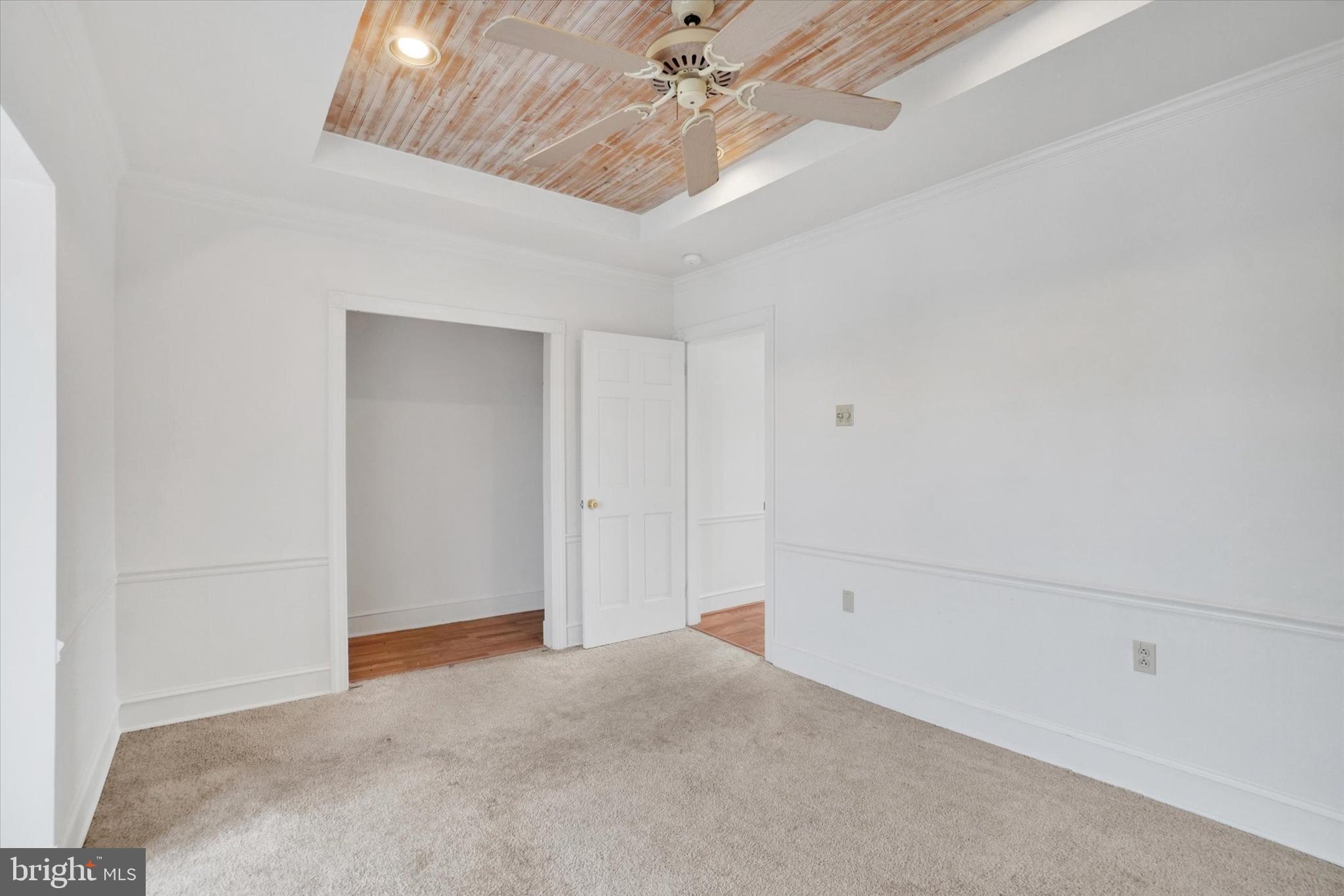 236 W JACKSON STREET