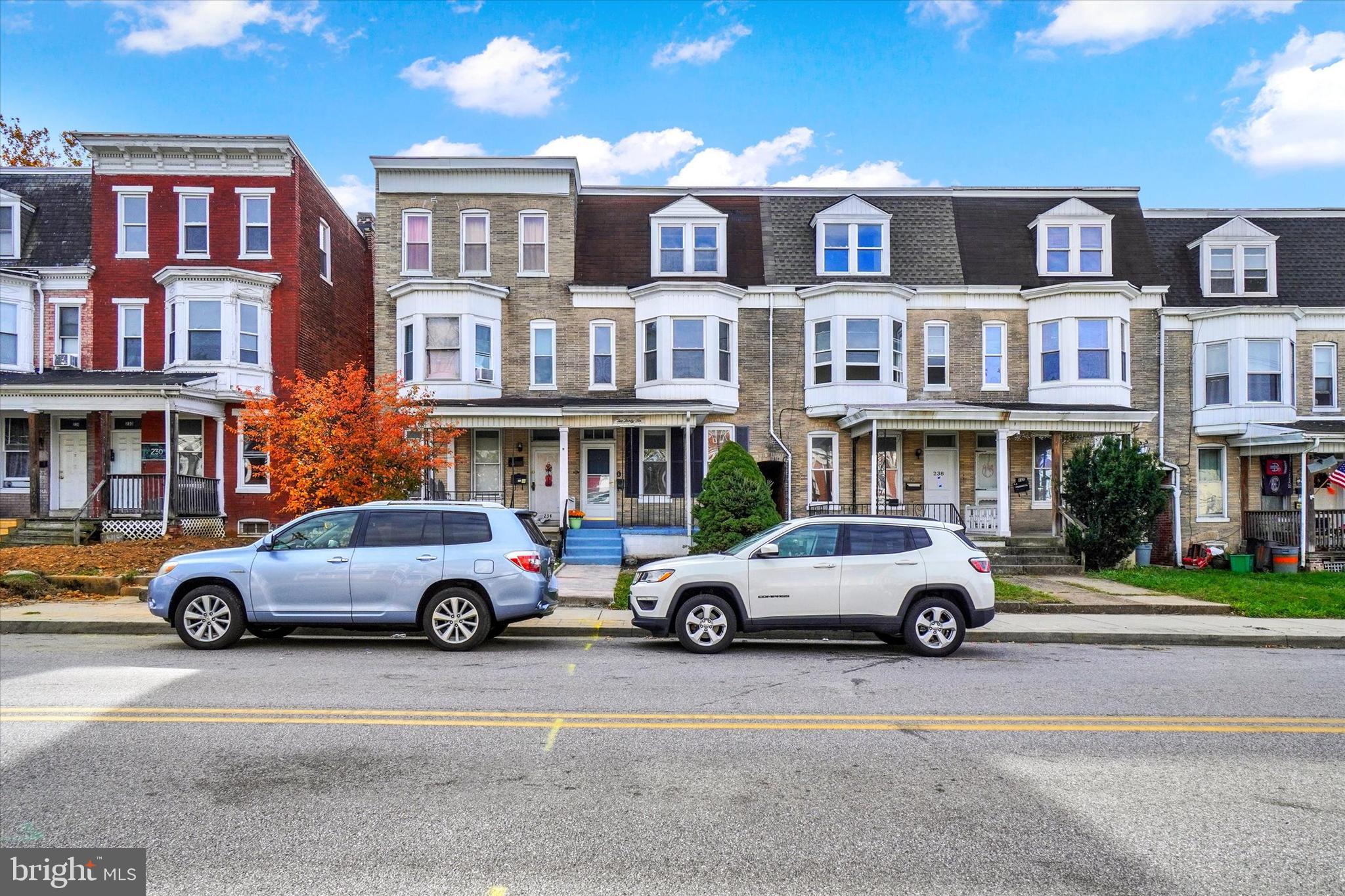 236 W JACKSON STREET