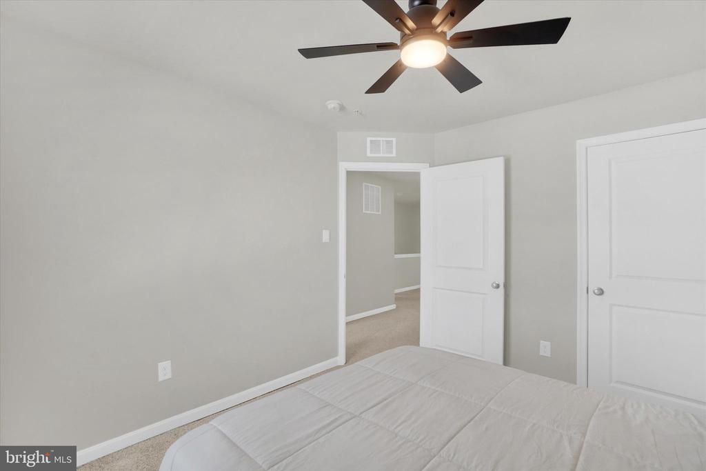 325 LOCUST RUN DRIVE