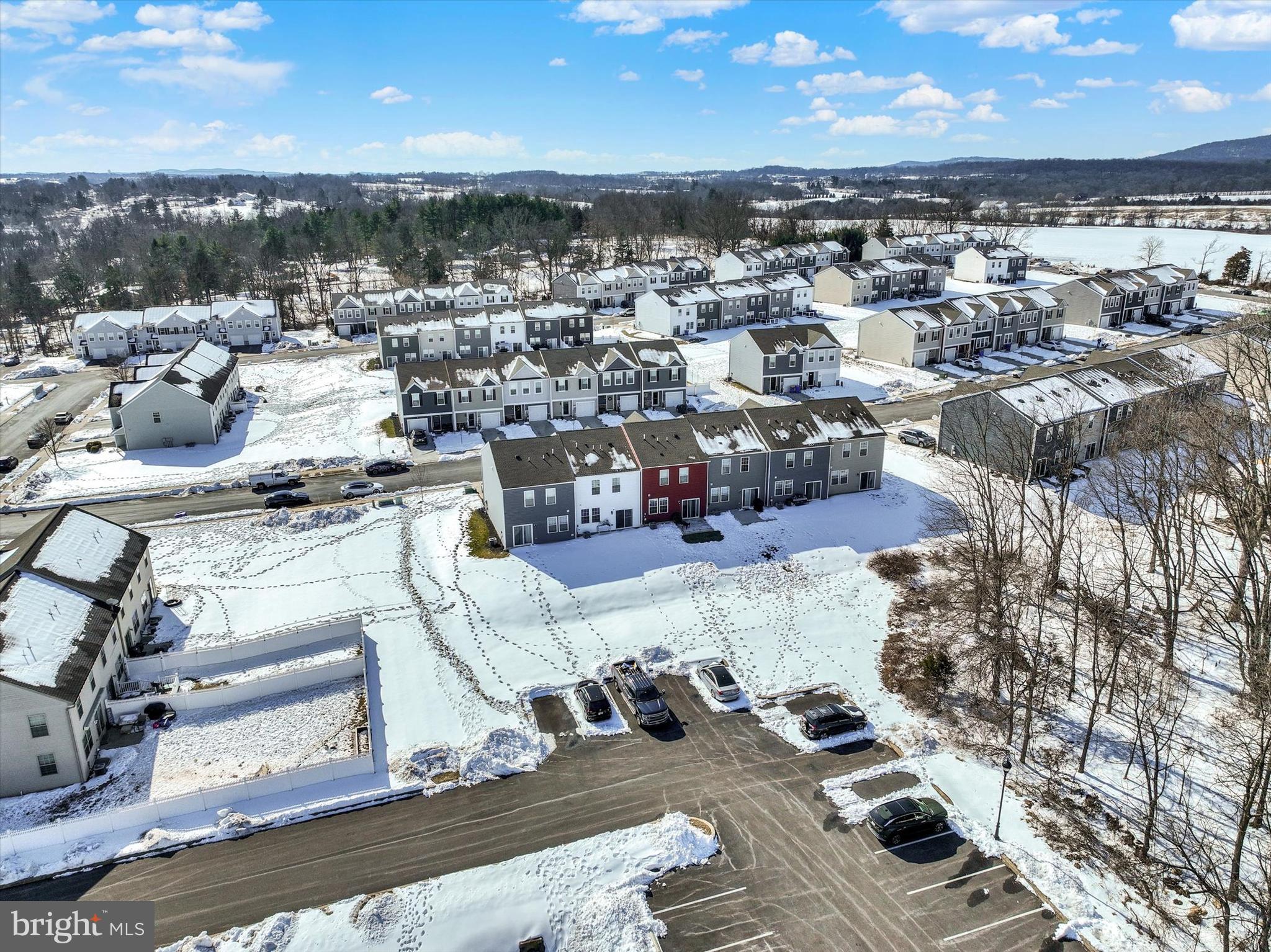 325 LOCUST RUN DRIVE