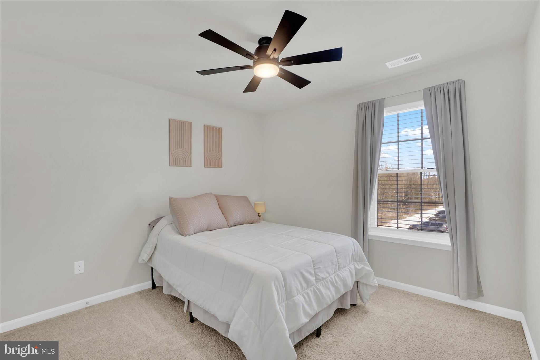 325 LOCUST RUN DRIVE