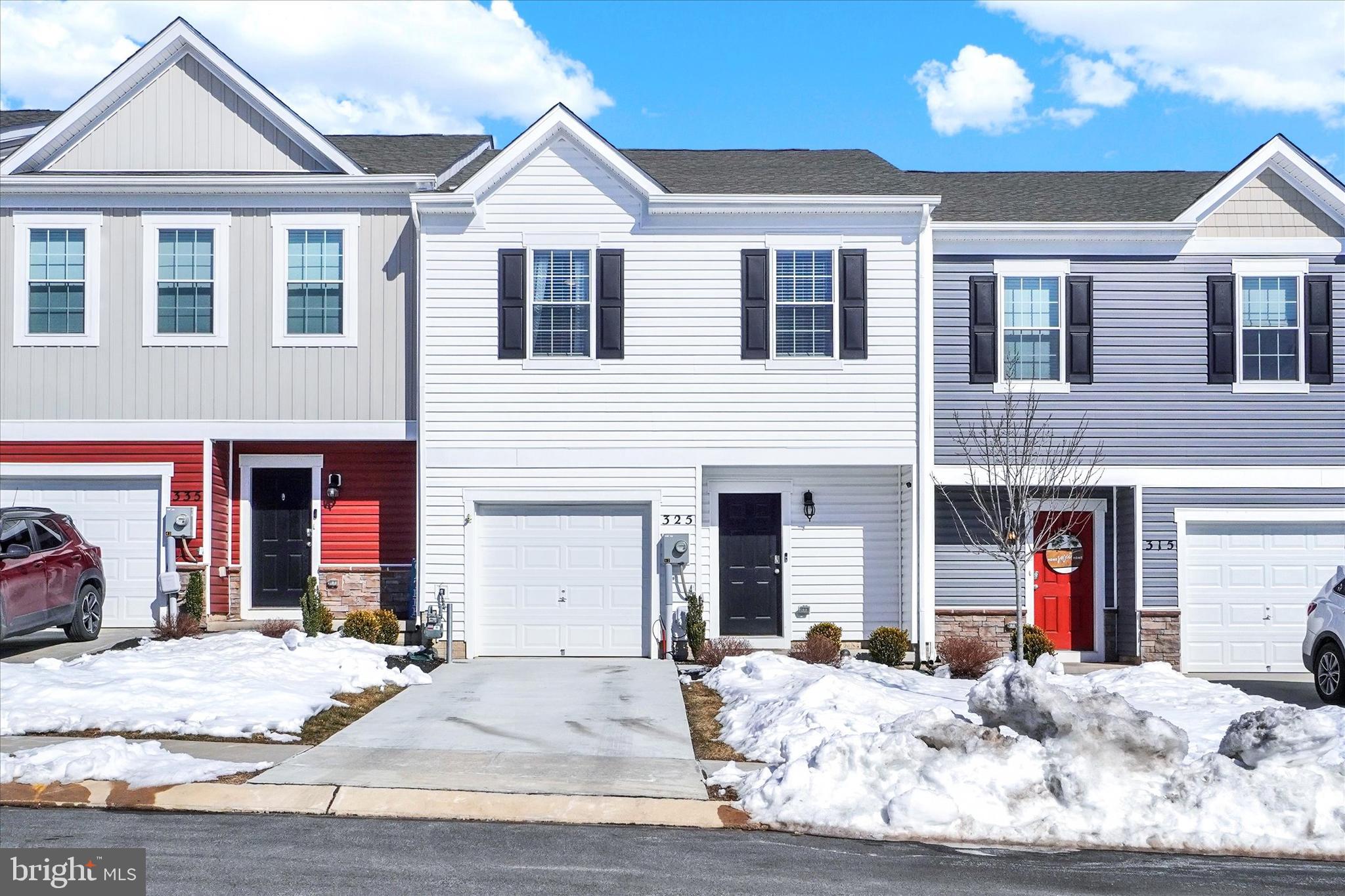 325 LOCUST RUN DRIVE