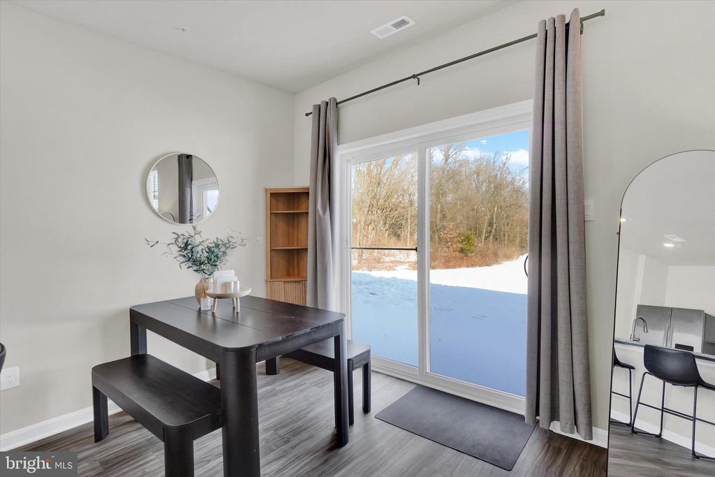 325 LOCUST RUN DRIVE