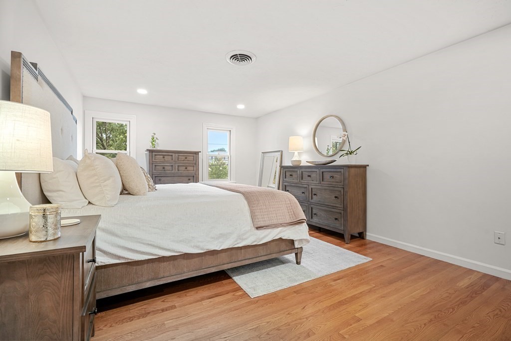 378 Commonwealth Rd