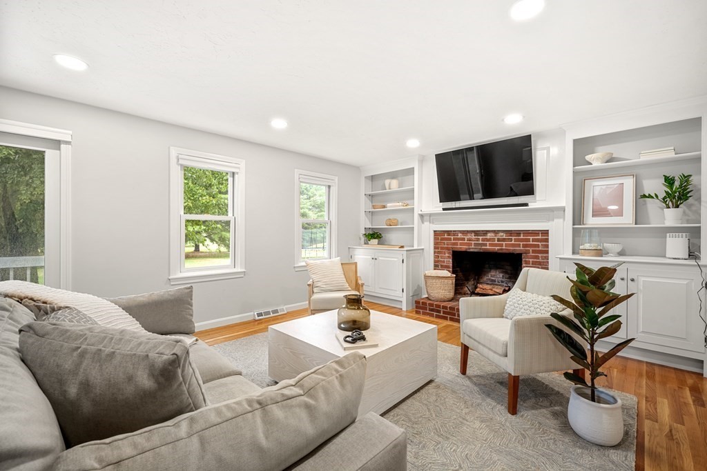 378 Commonwealth Rd
