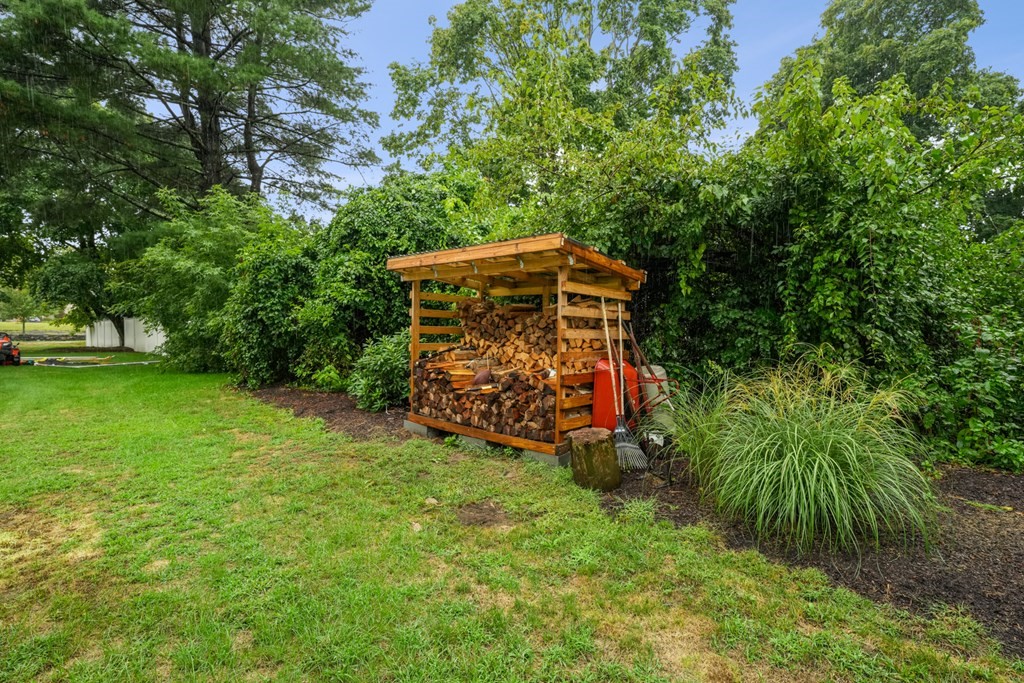 378 Commonwealth Rd