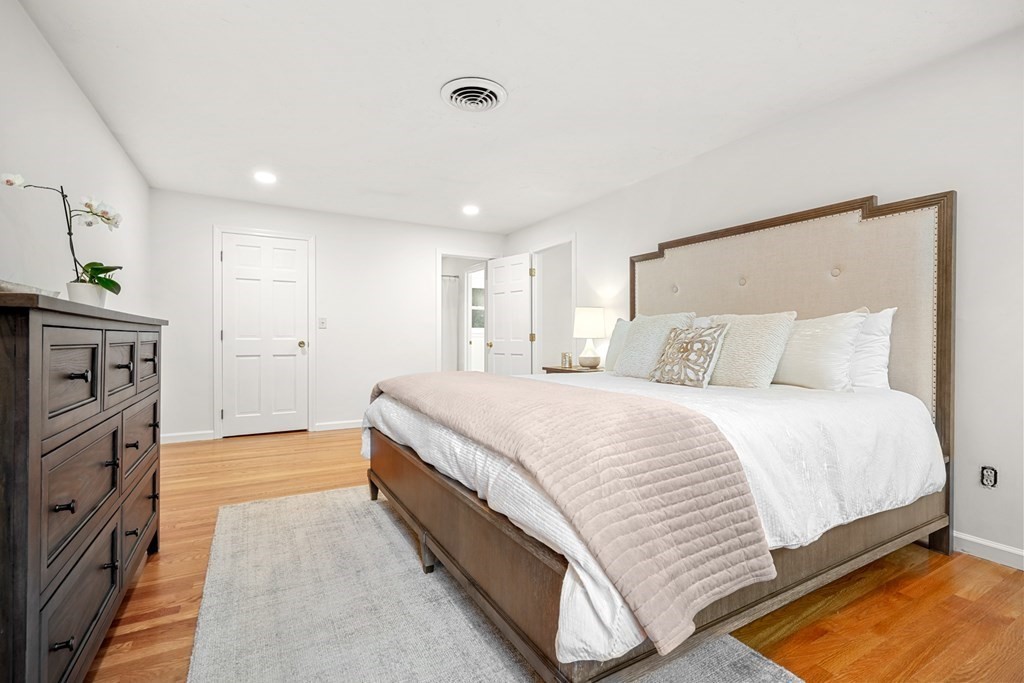 378 Commonwealth Rd