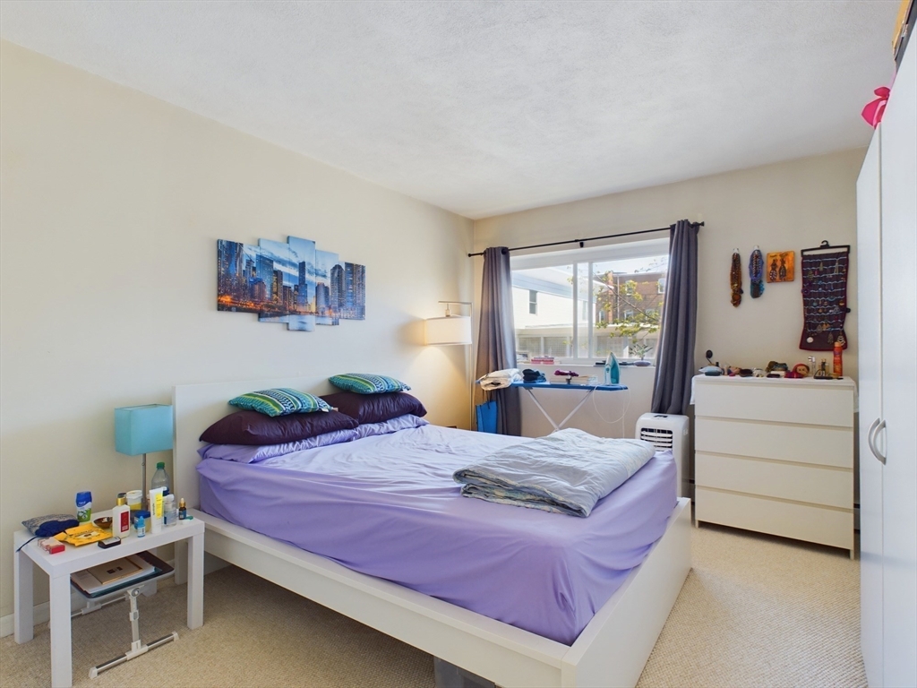 18 Glencoe St # 36