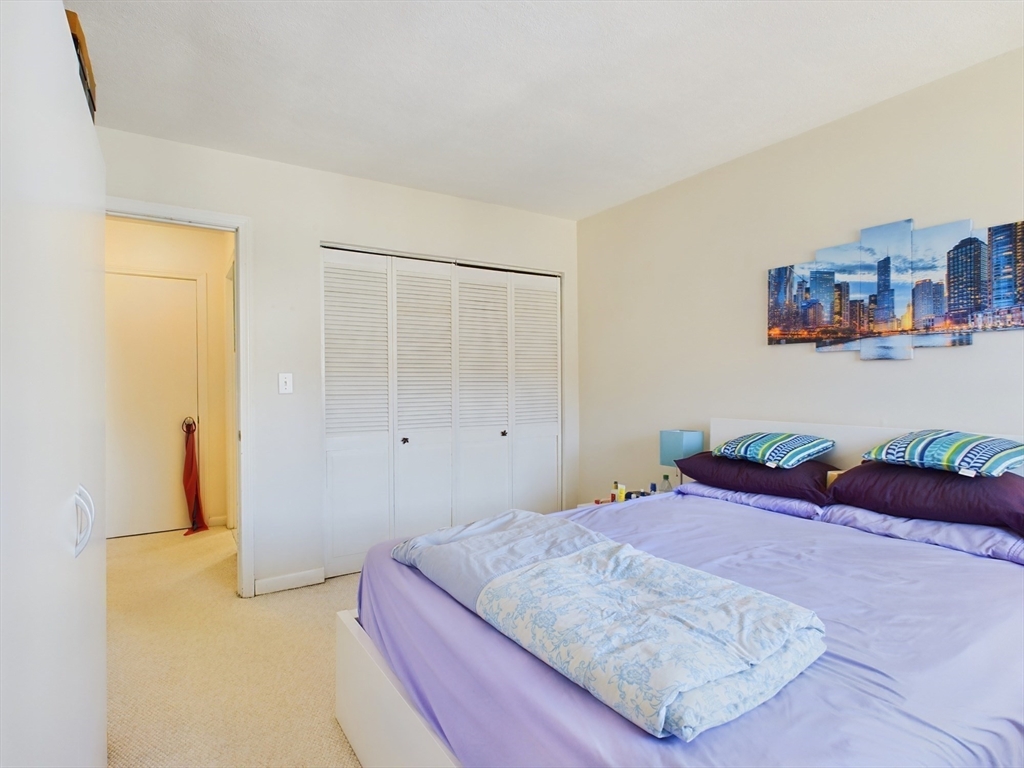 18 Glencoe St # 36