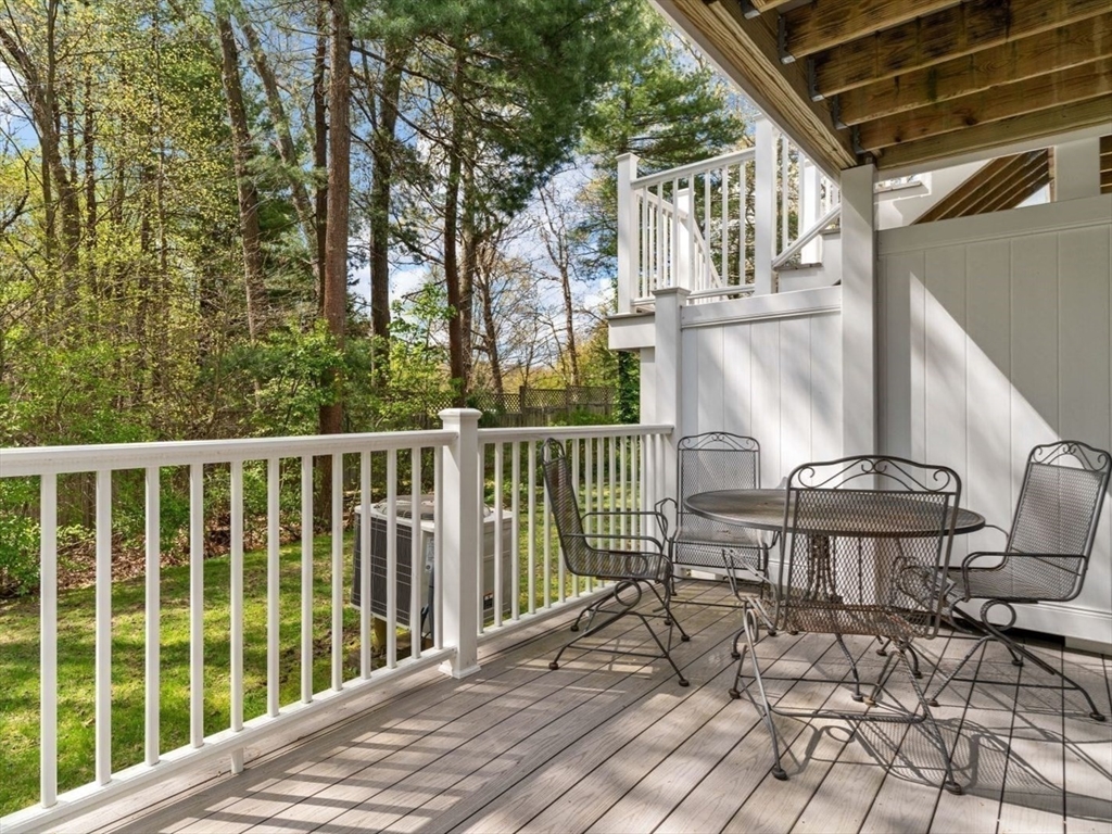 28 Hobart Lane # 28