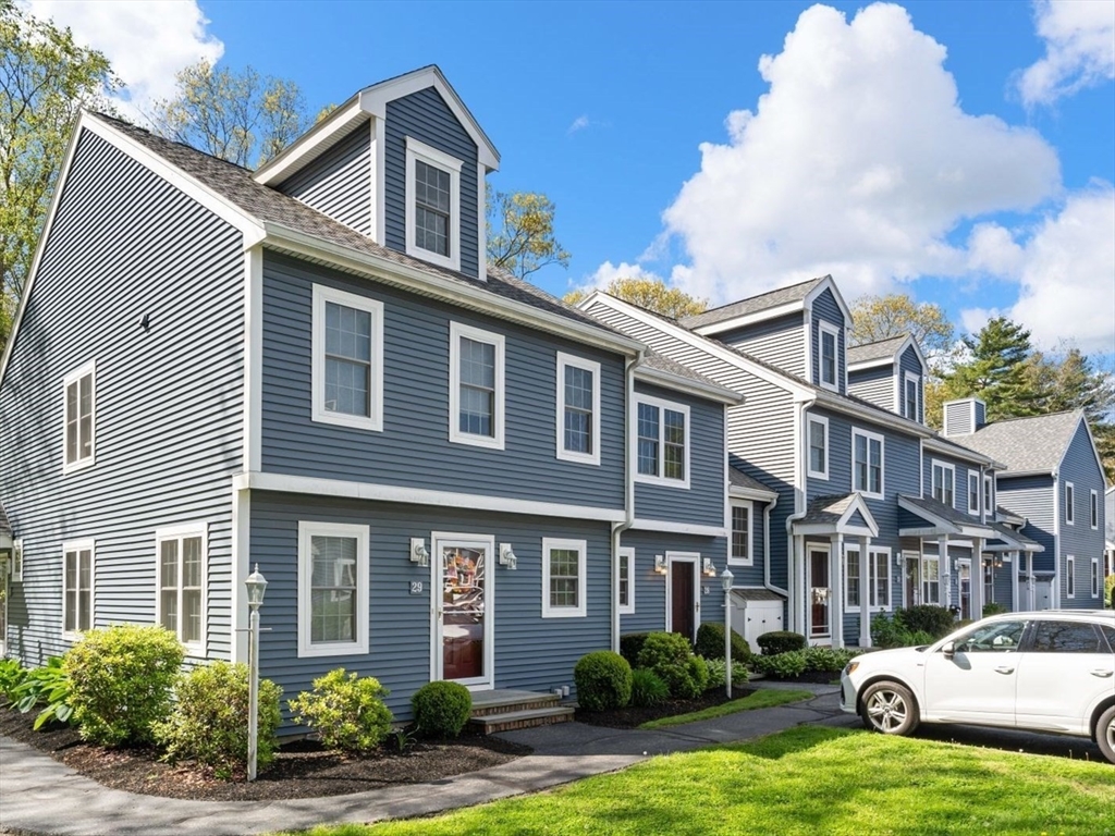 28 Hobart Lane # 28