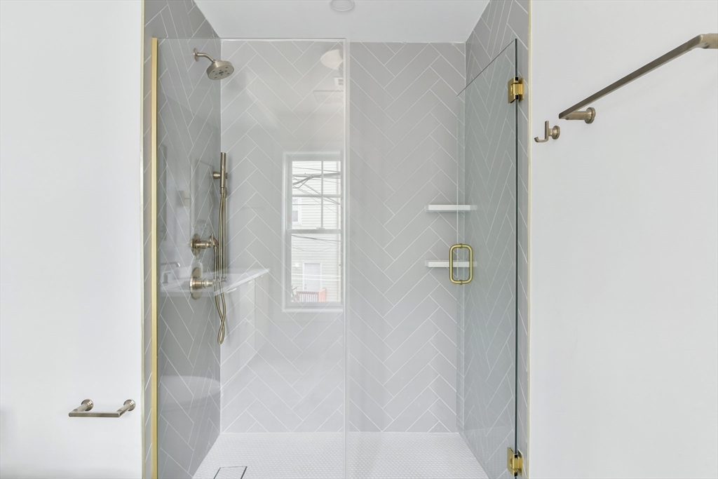 10 Geneva Street # 5