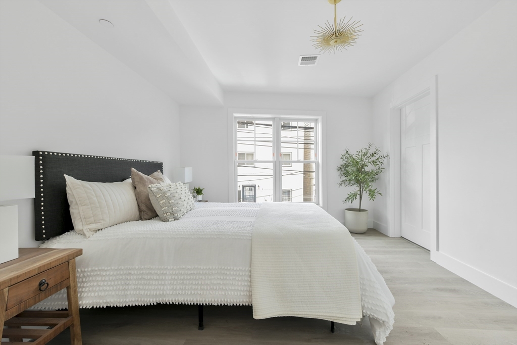 10 Geneva Street # 5