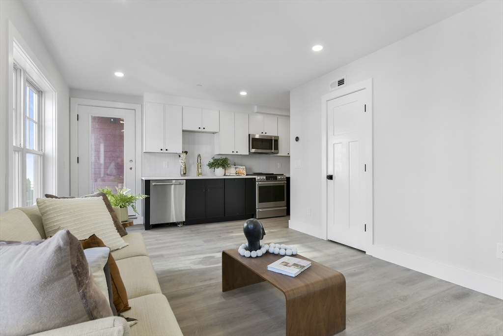 10 Geneva Street # 5