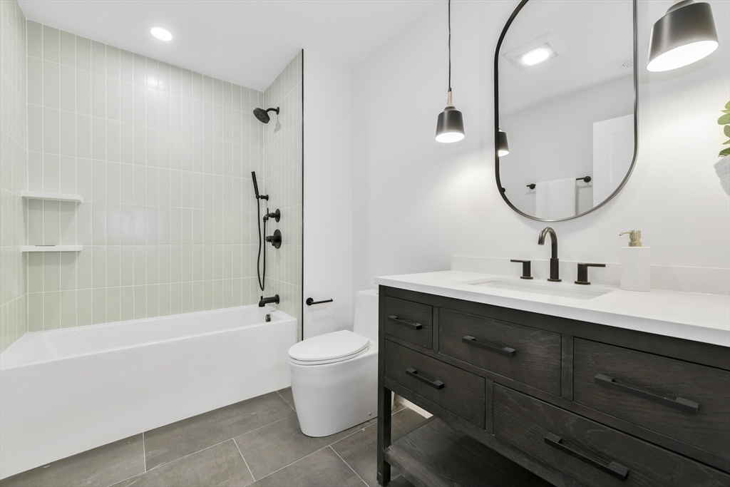 10 Geneva Street # 5