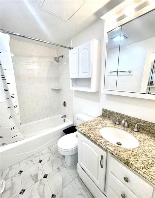 133 Commonwealth Ave # 1
