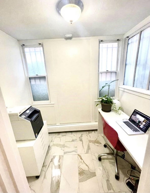 133 Commonwealth Ave # 1