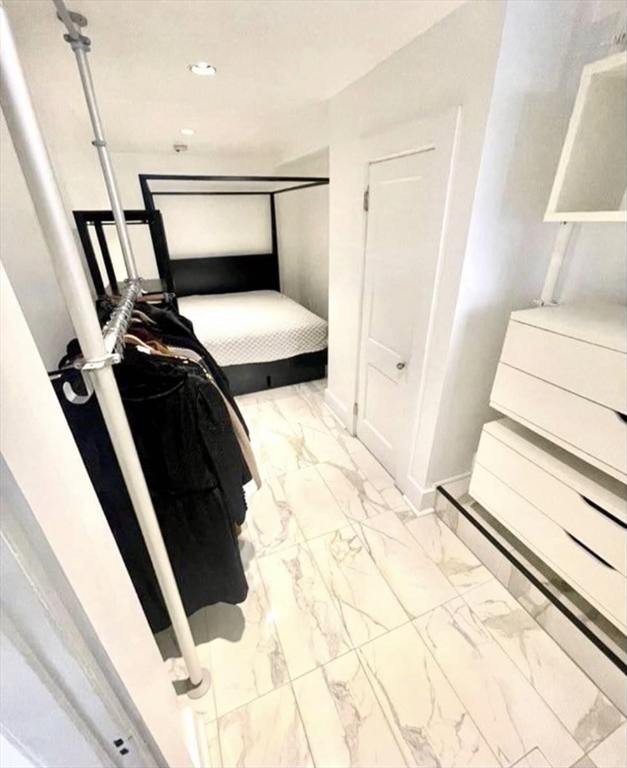 133 Commonwealth Ave # 1