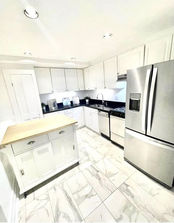 133 Commonwealth Ave # 1