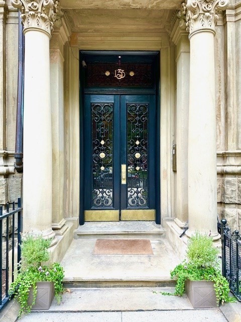 133 Commonwealth Ave # 1