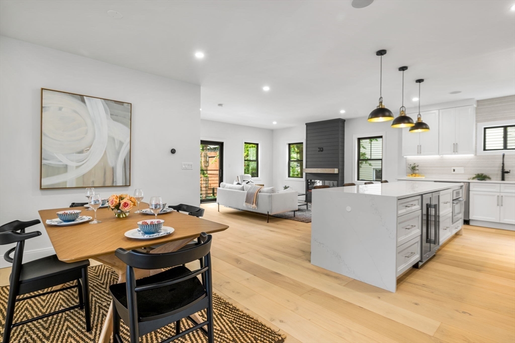 85 Oxford St # 1