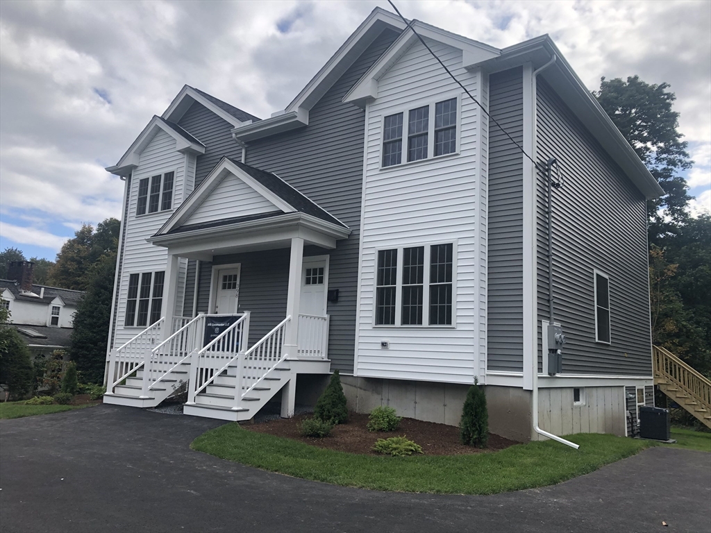 400 Plain St # 400