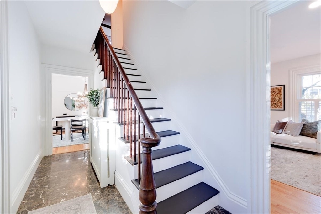 26 Baker St