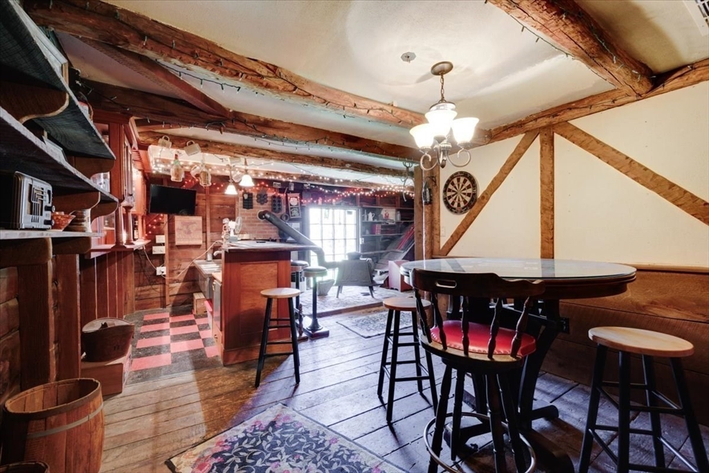 26 Baker St