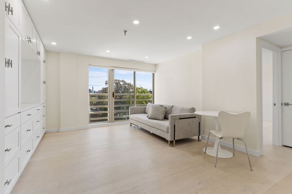 20 Webster St # 501
