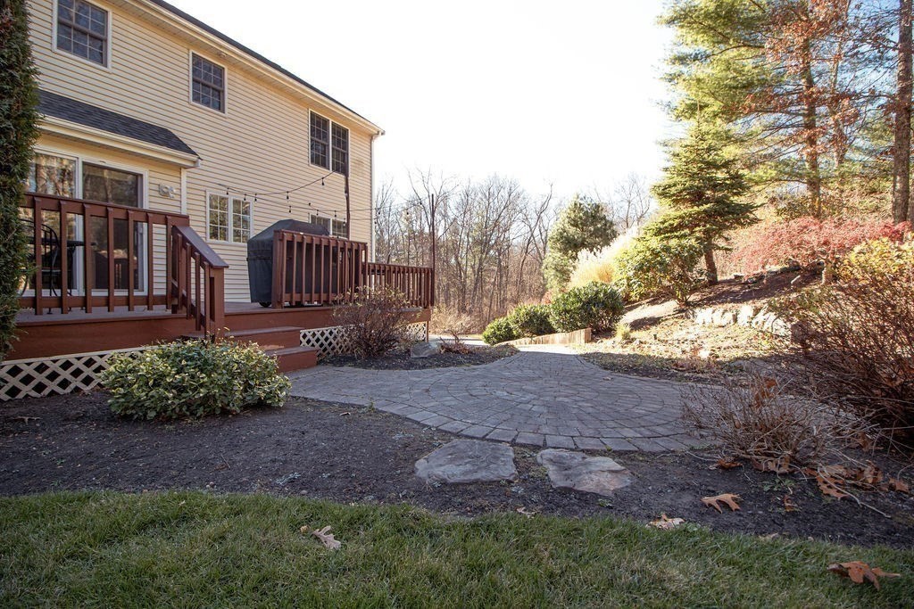 5 Cowell St
