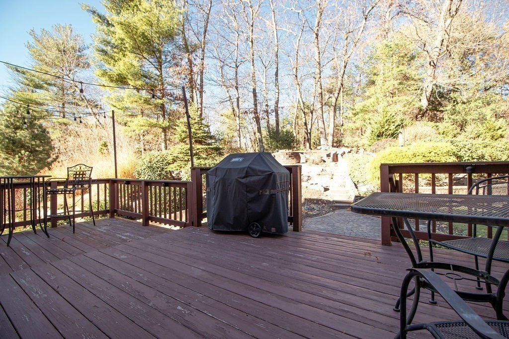 5 Cowell St