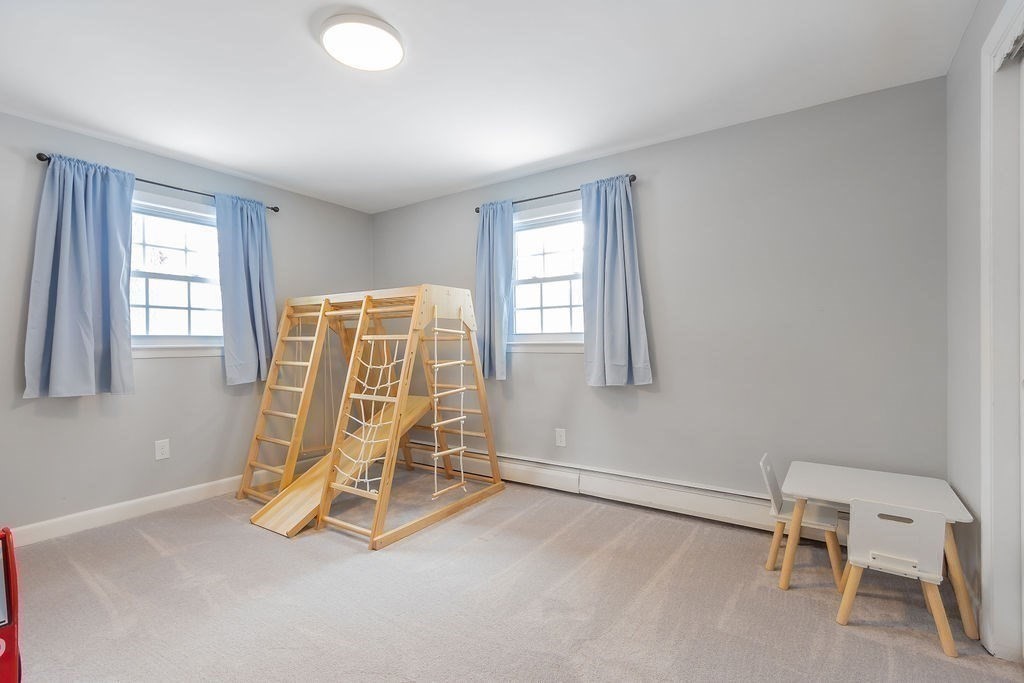 32 Woodside Dr