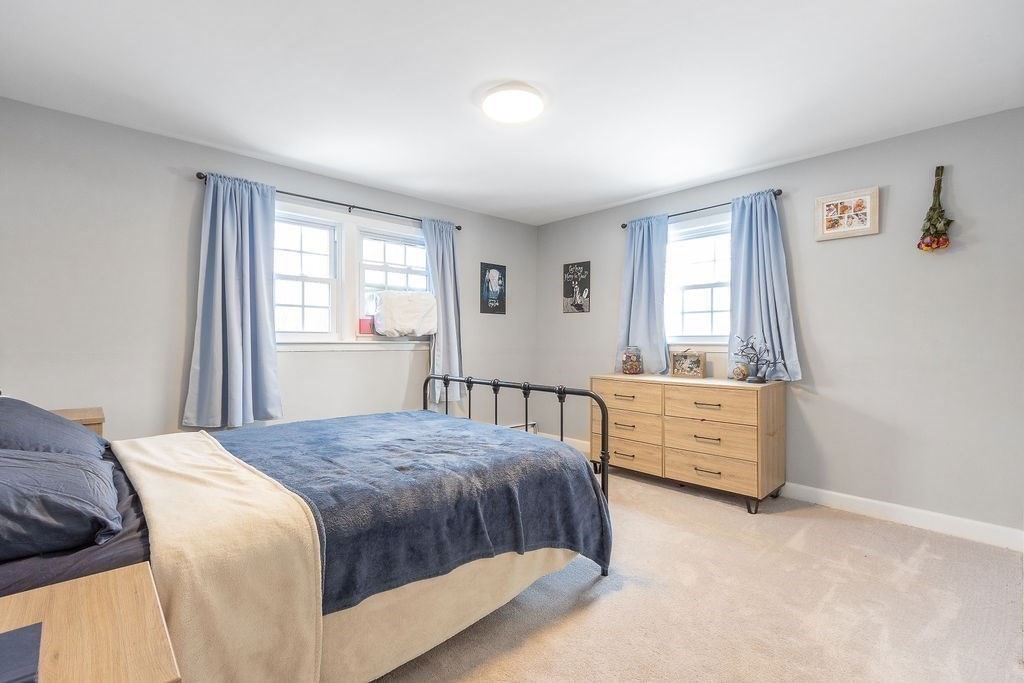 32 Woodside Dr