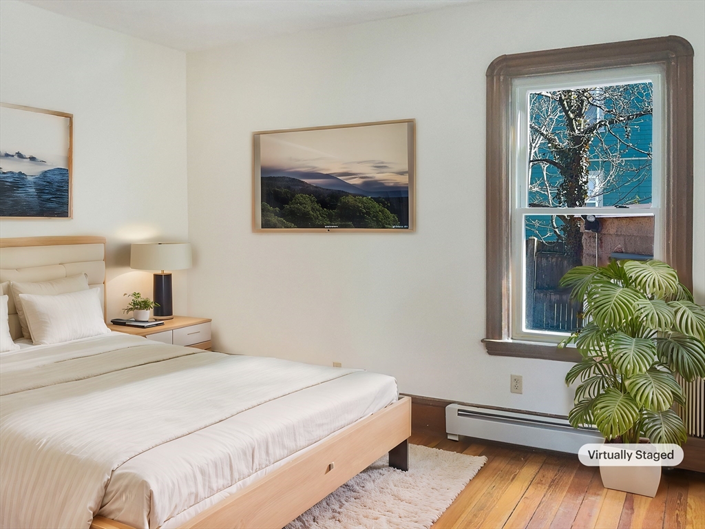 37 Burnside Ave # 37