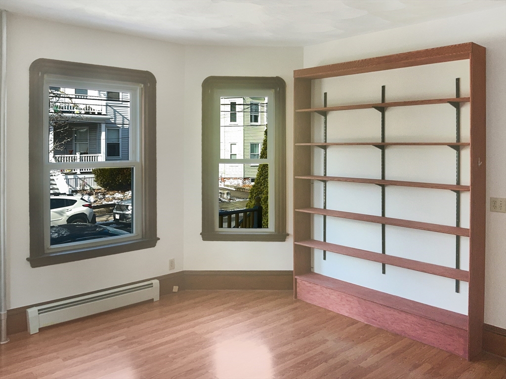 37 Burnside Ave # 37