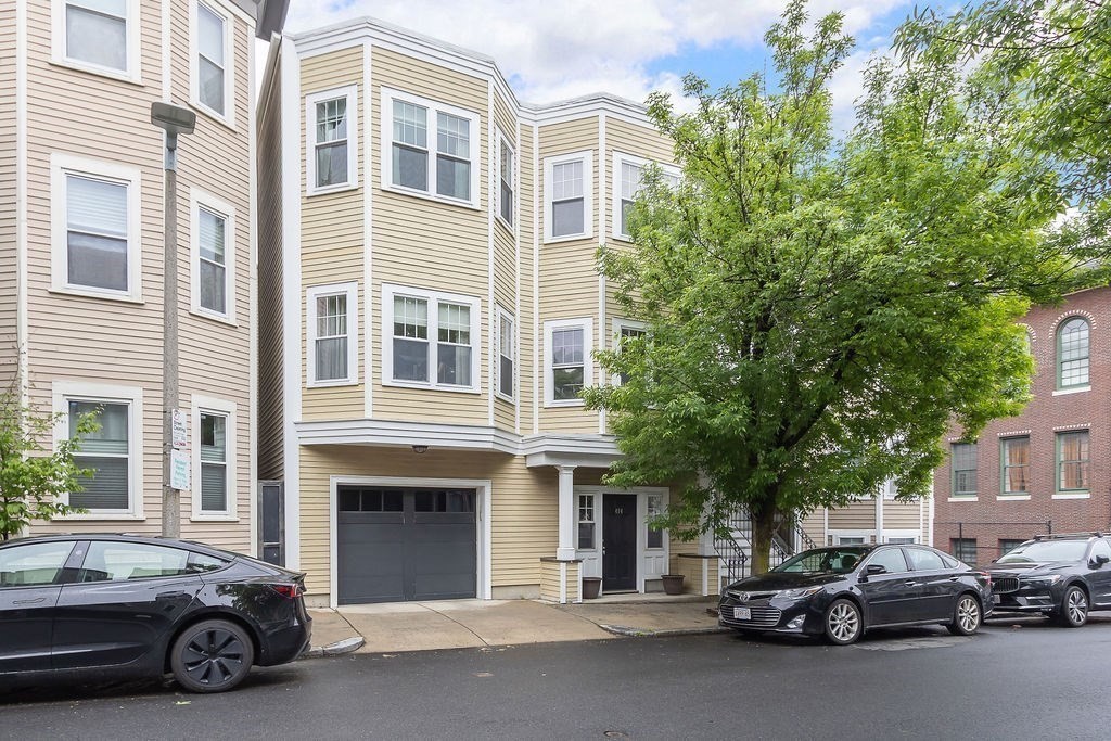 474 E 3rd # 2