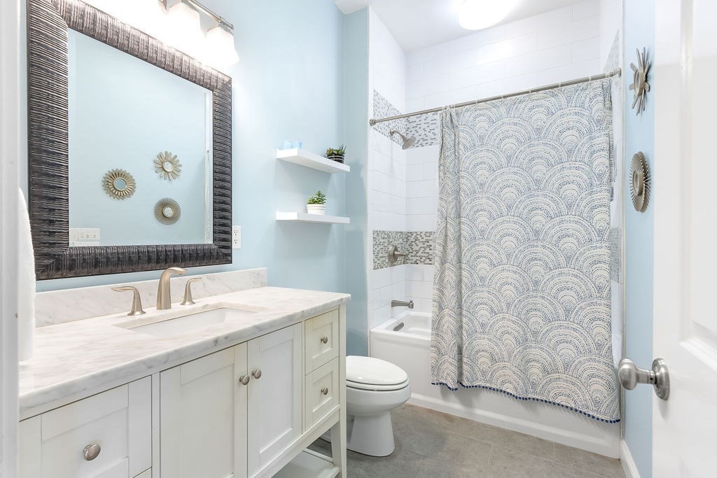 474 E 3rd # 2