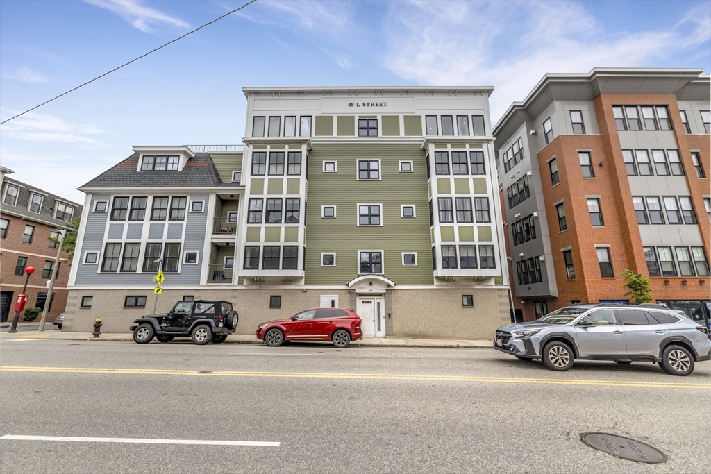 49 L St # 3