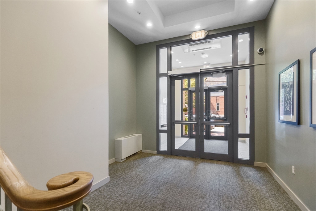 15 Waltham St # B605