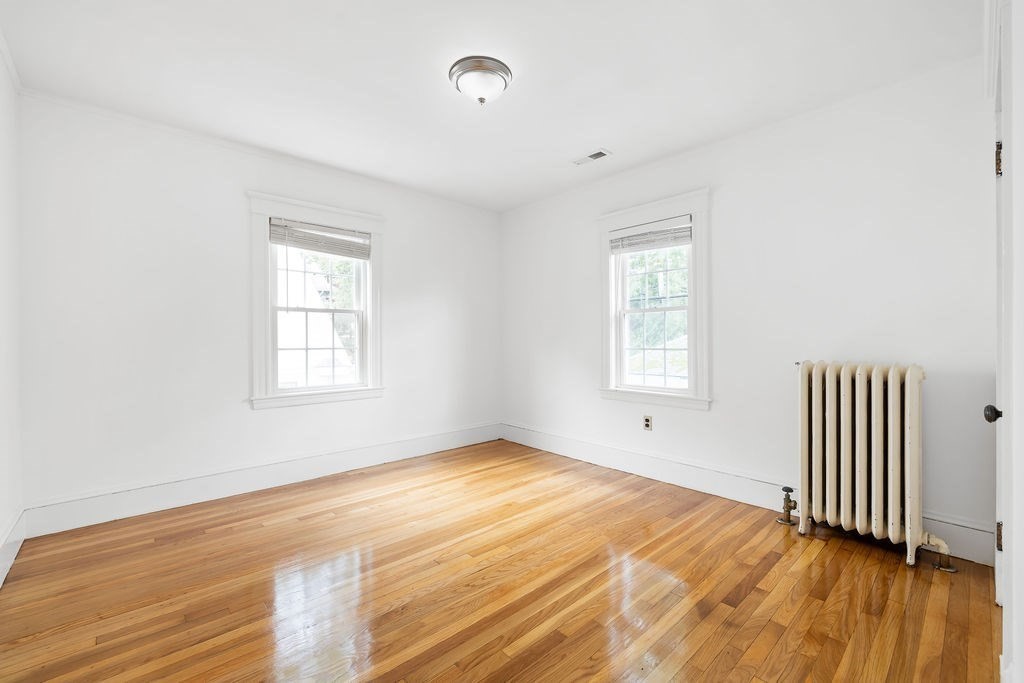 100 Russett Road